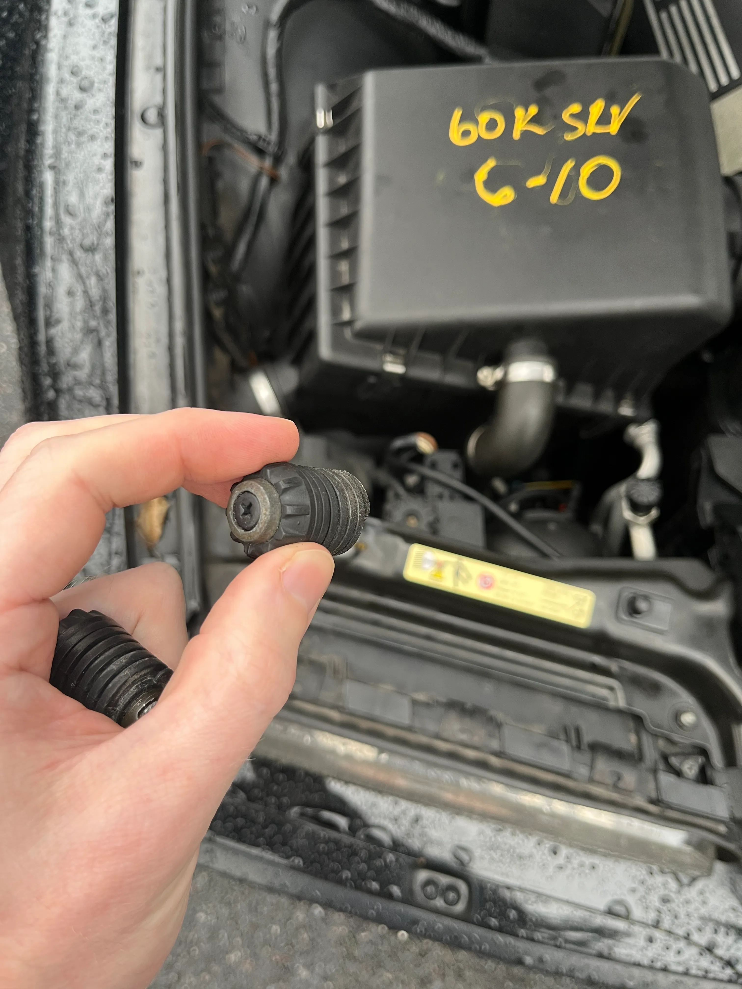 Collapsed buffer stop ejector