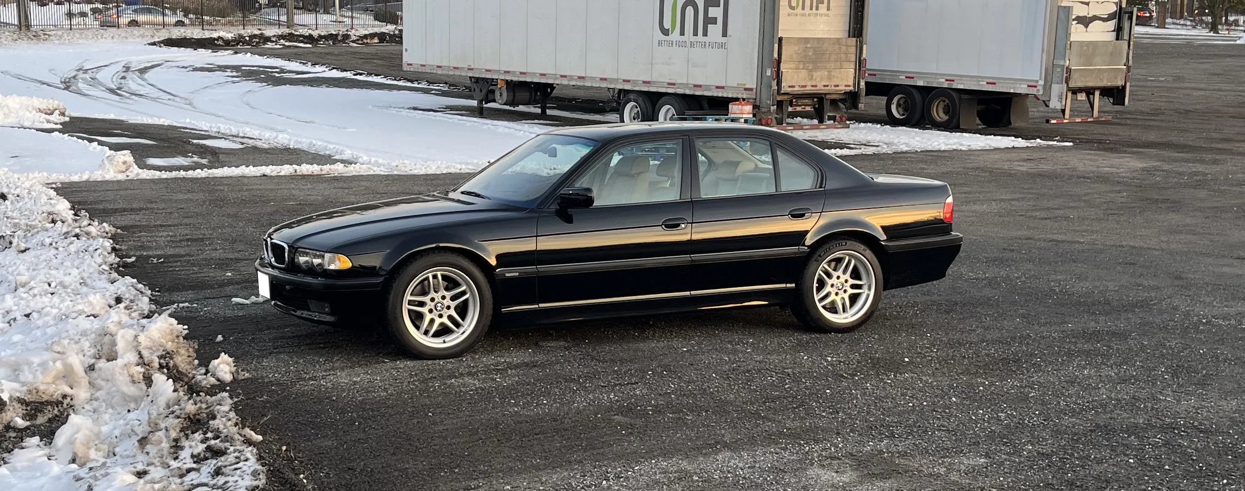 2001 BMW 740i Sport — Schwarz 2